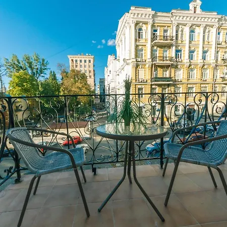 V&v Luxury Apartment
